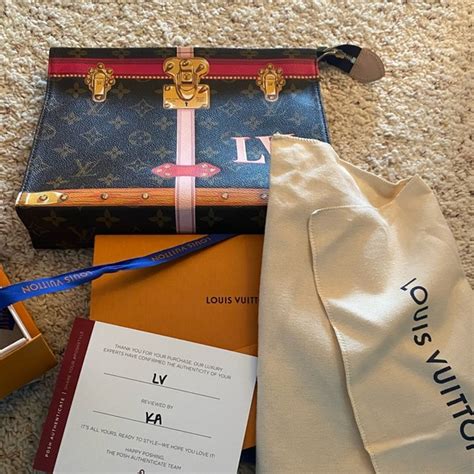 does poshmark authentication fake bags|poshmark authentication.